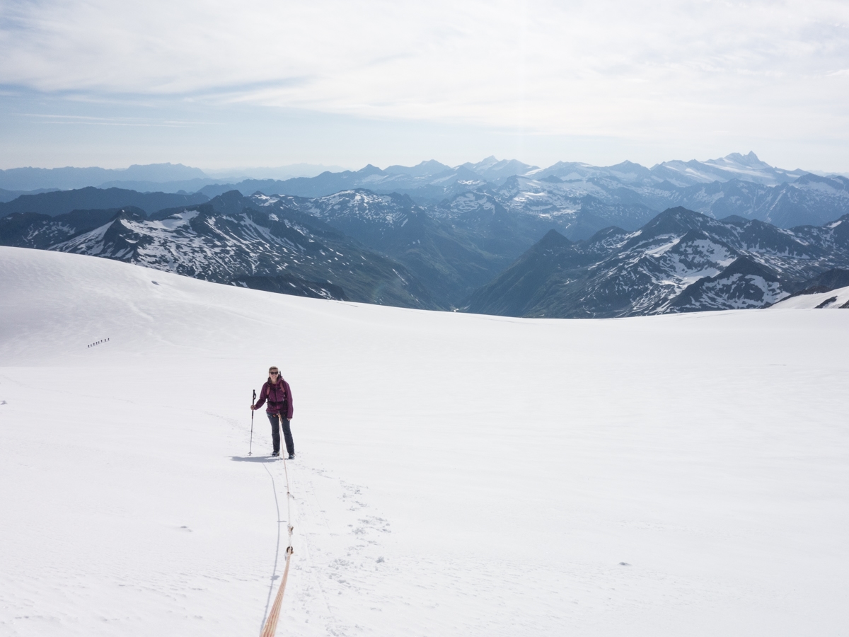 grossvenediger-ueber-neue-prager-huette-matreier-tauernhaus-09