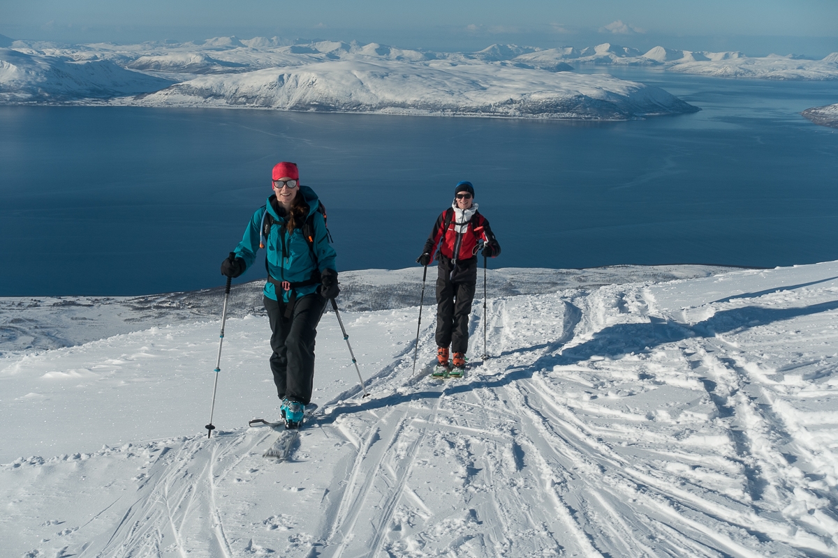 skitourenwoche-lyngen-alps-norwegen-troms-lyngen-alps-nord-lenangen-06